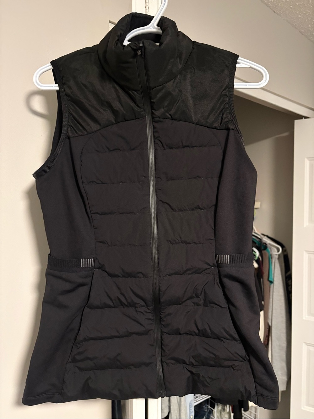 lululemon athletica Black Quilted Sleeveless Puffer Vest